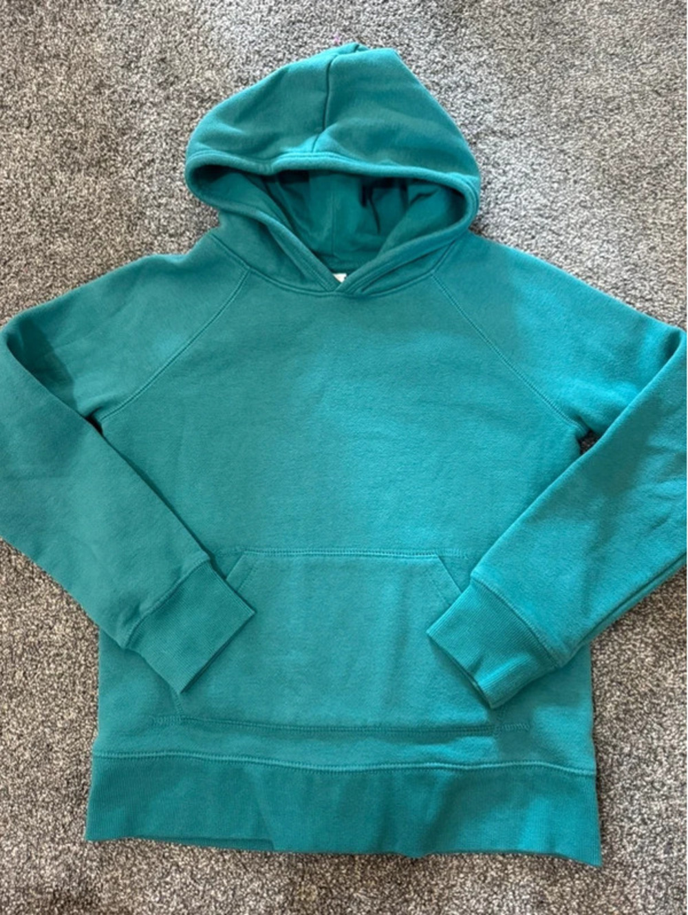 Girl’s Amazon essentials teal sweatshirt hoodie size medium 8